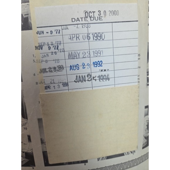 Selected Homes Designed By Standard Homes Plan Service Inc Book 1970s? - Picture 8 of 16